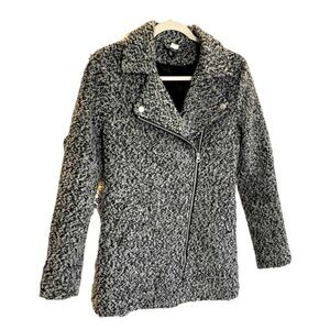 H&M grey cozy warm zip up coat with big collar and pockets